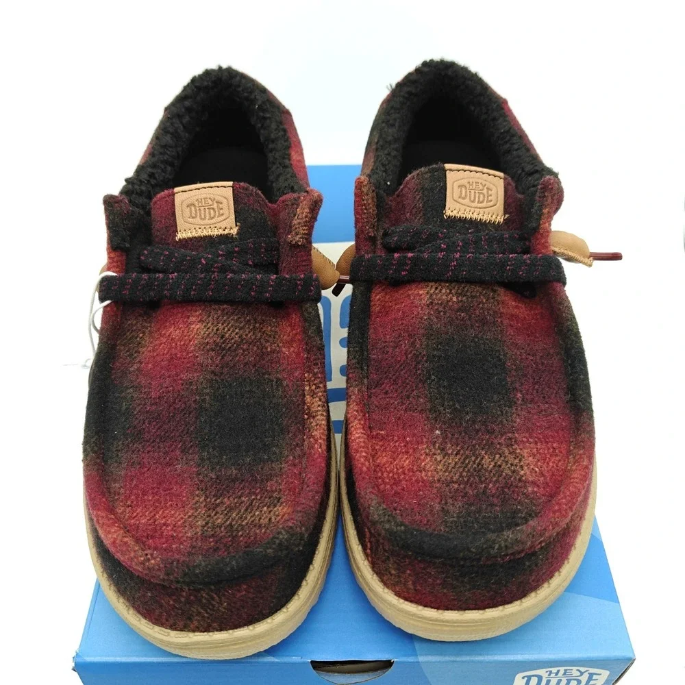 HEYDUDE Wally Cozy Plaid Men's Size 8 Red Plaid Black Slip On Shoes 44341-6RQ